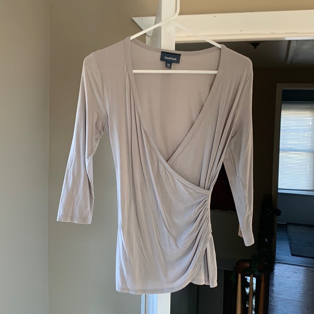Gray V-neck Wrap Top Size Women’s X-Small from ModCloth